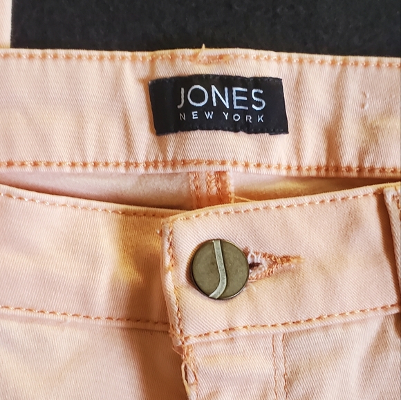 Jones New York - Women's Classic Stretch  Jeans - sz 10 - Picture 2 of 8